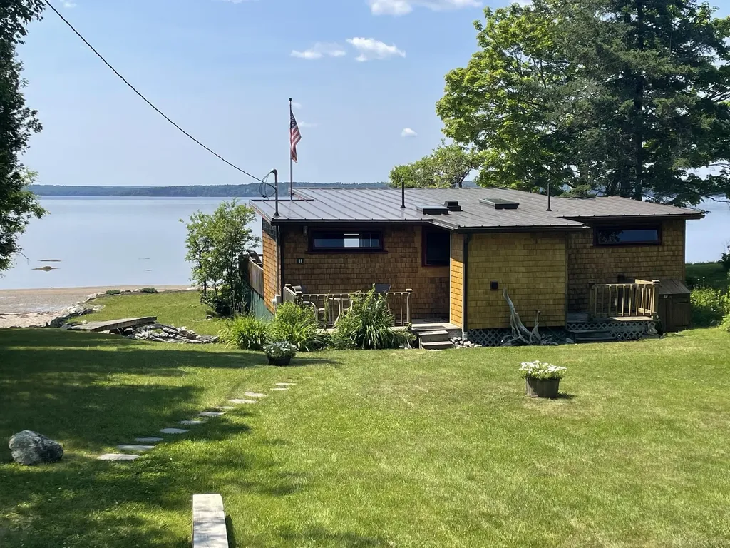 11 Ribame Shores Road W Castine ME 04421
