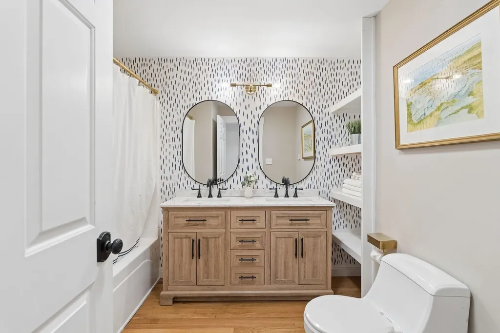 7 Knight Street Falmouth ME 04105