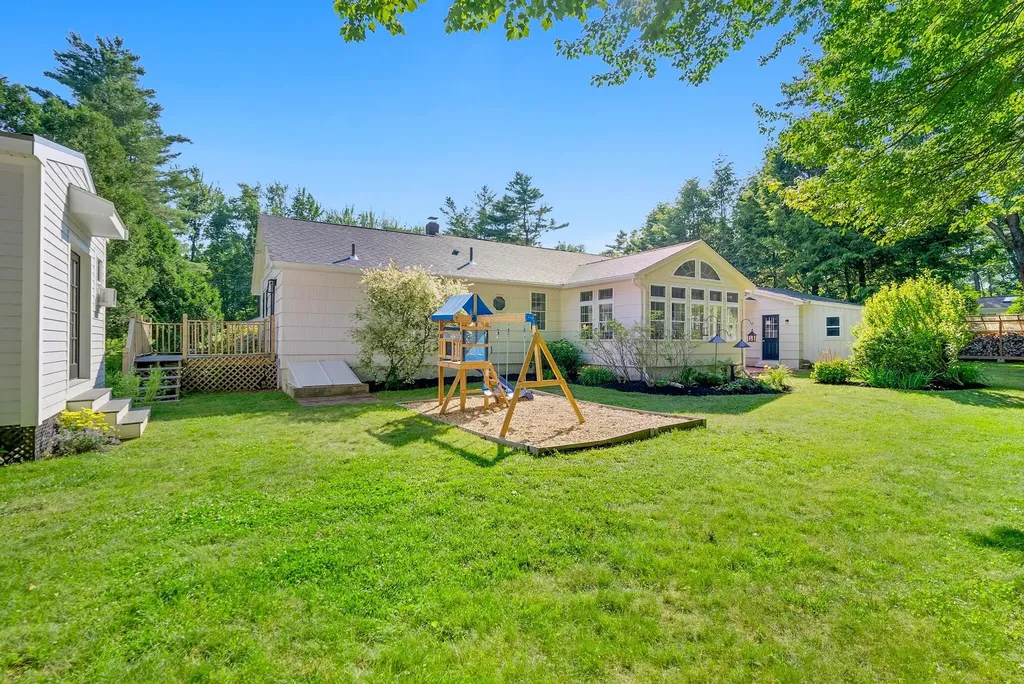 7 Knight Street Falmouth ME 04105