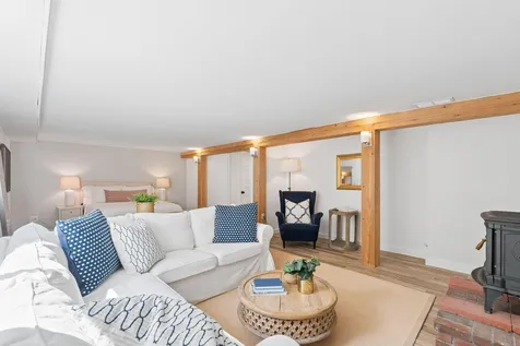 7 Knight Street Falmouth ME 04105