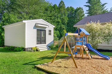 7 Knight Street Falmouth ME 04105
