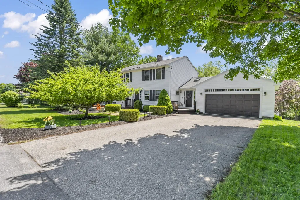 13 Locust Lane South Berwick ME 03908