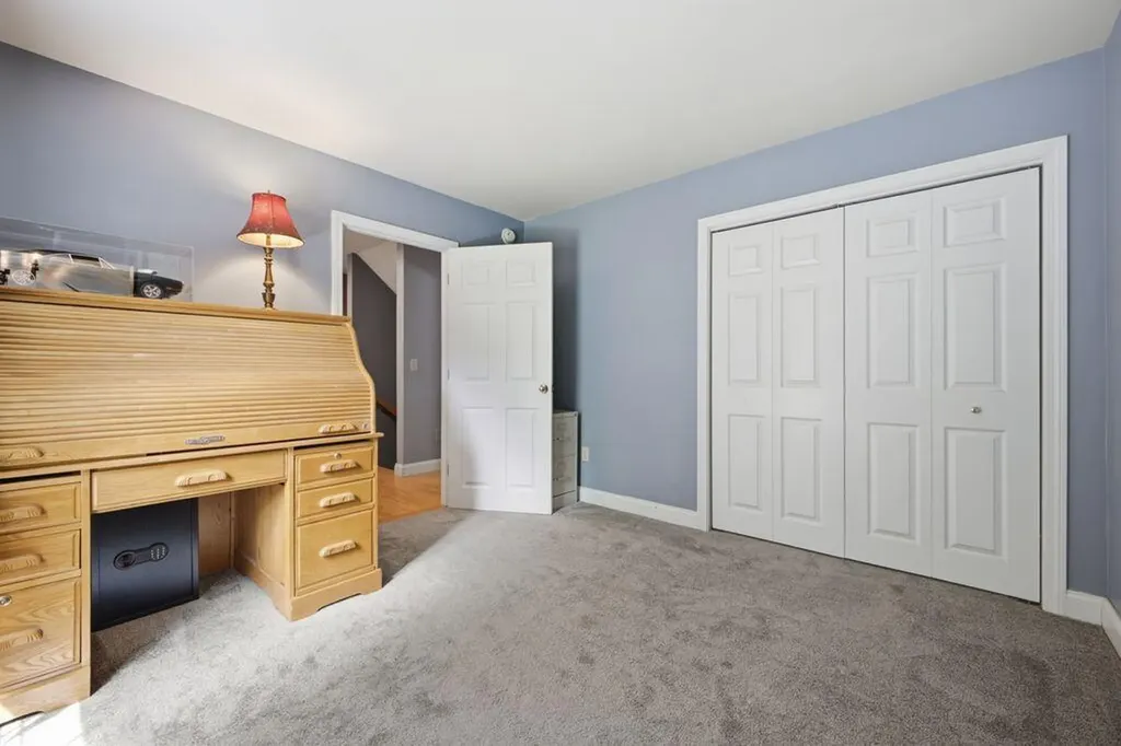 147 Spiller Hill Road Raymond ME 04071