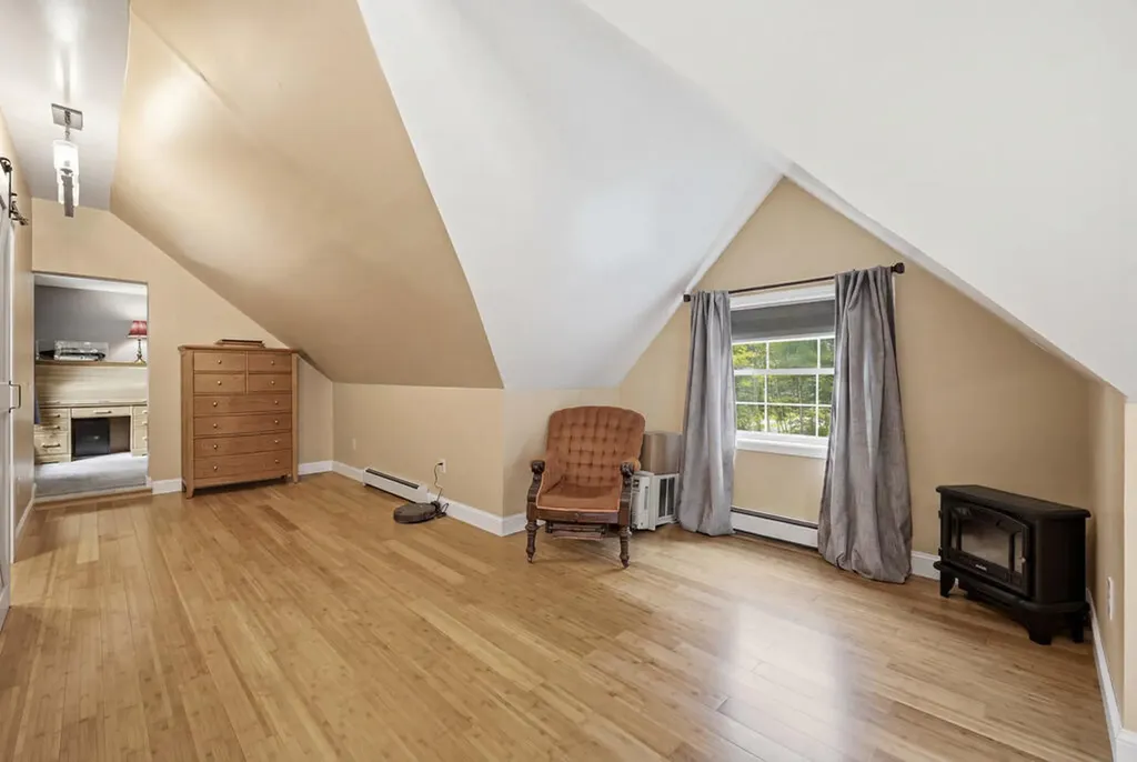 147 Spiller Hill Road Raymond ME 04071