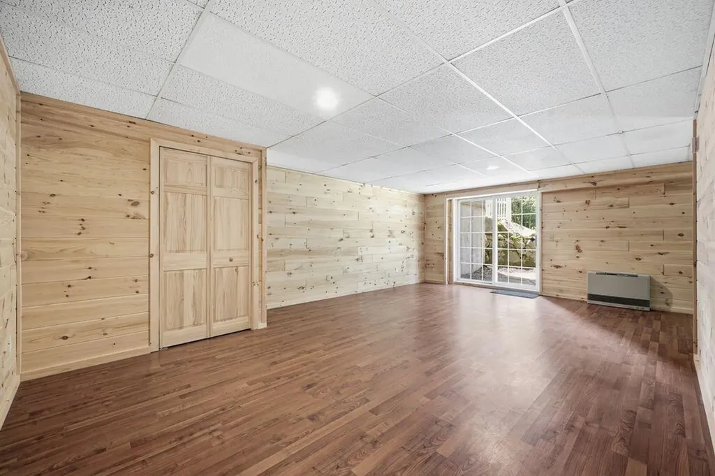 147 Spiller Hill Road Raymond ME 04071