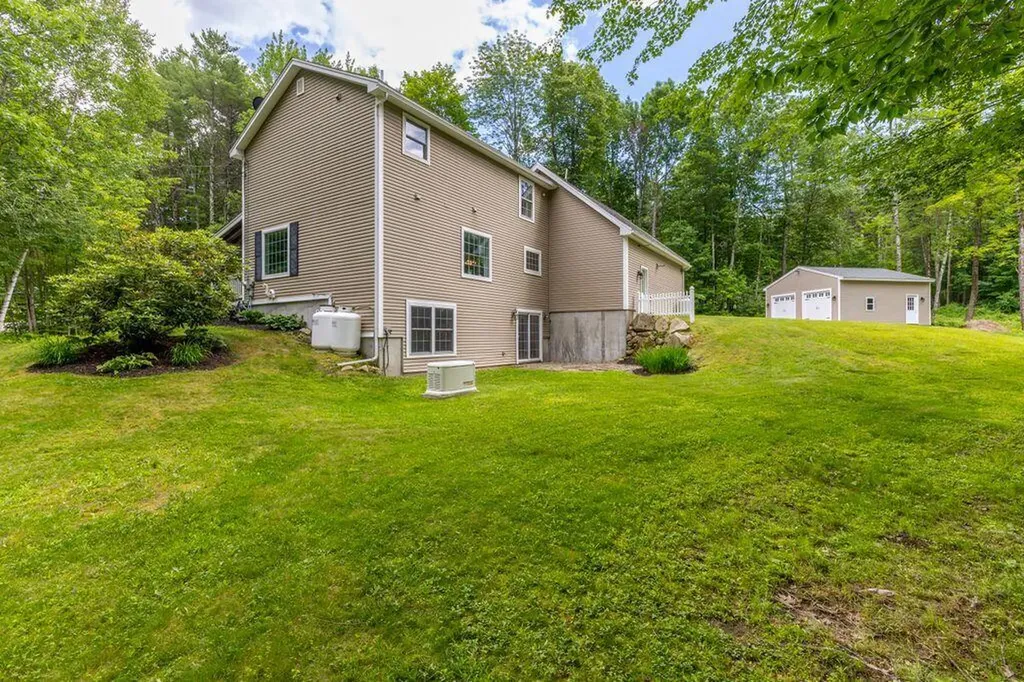 147 Spiller Hill Road Raymond ME 04071