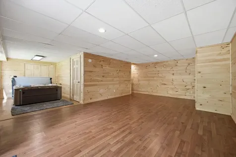147 Spiller Hill Road Raymond ME 04071