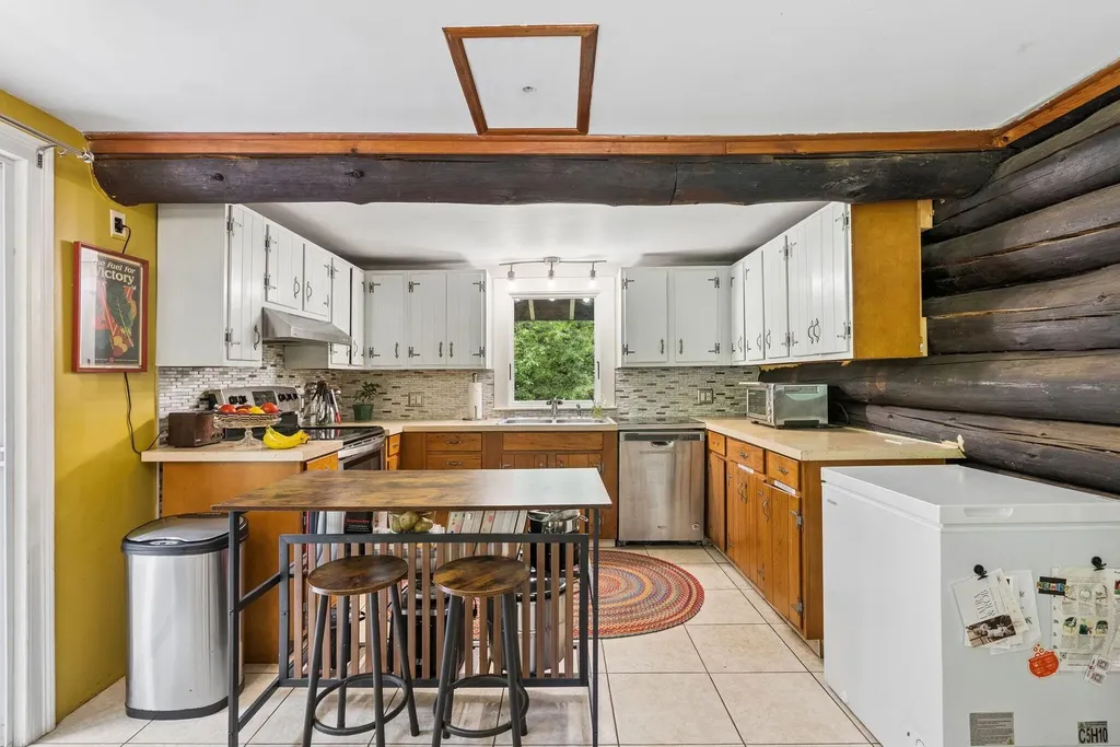 22 Montgomery Road Windham ME 04062