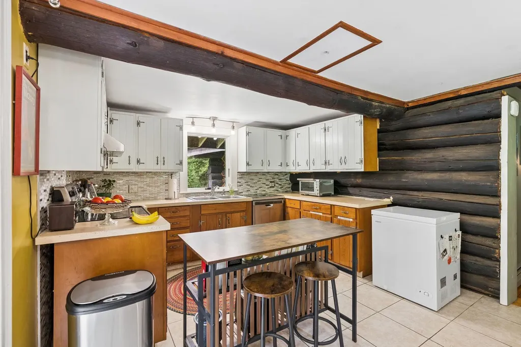 22 Montgomery Road Windham ME 04062