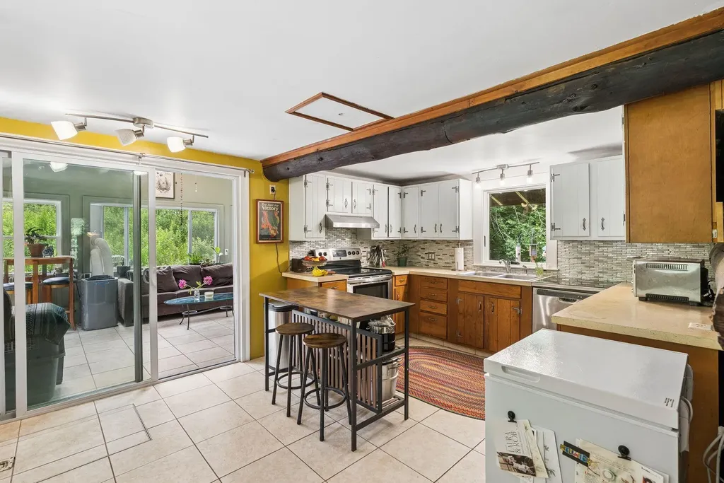 22 Montgomery Road Windham ME 04062