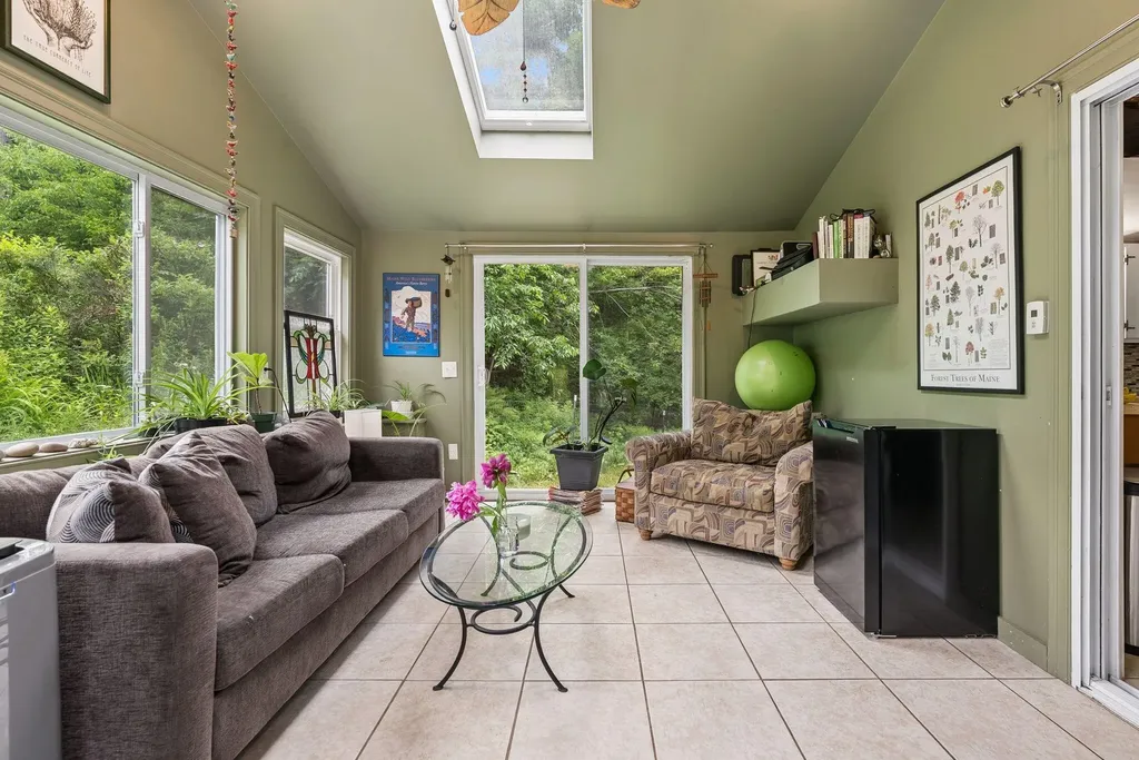 22 Montgomery Road Windham ME 04062