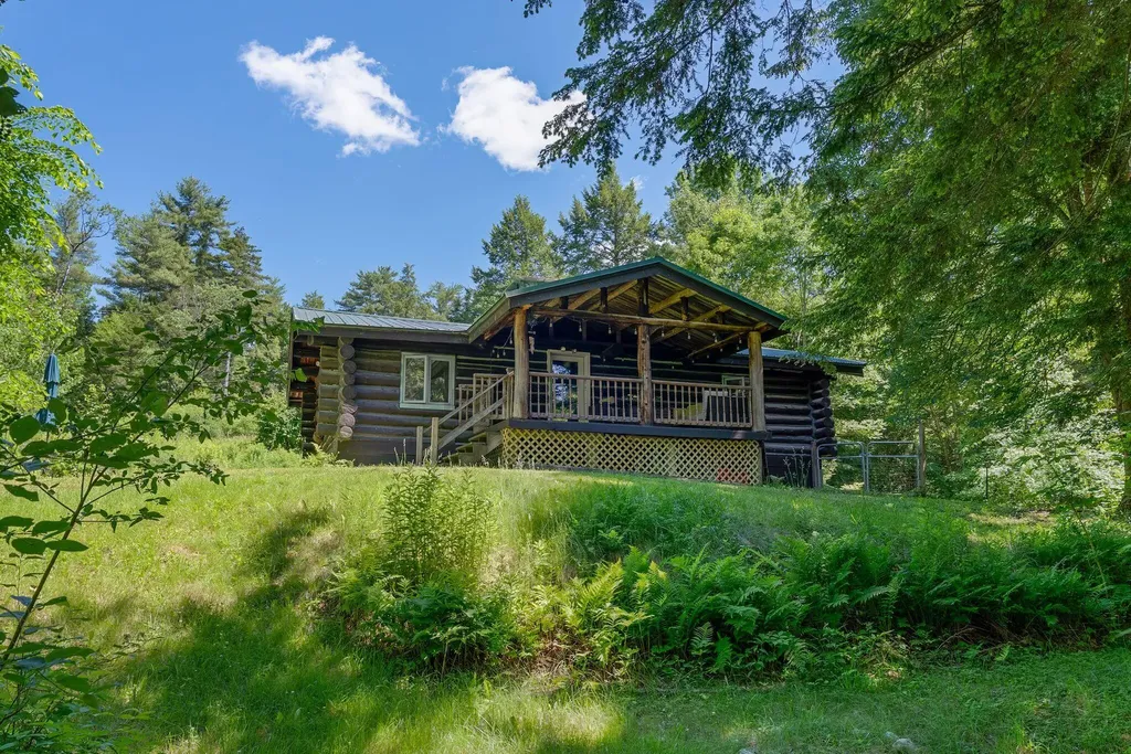 22 Montgomery Road Windham ME 04062