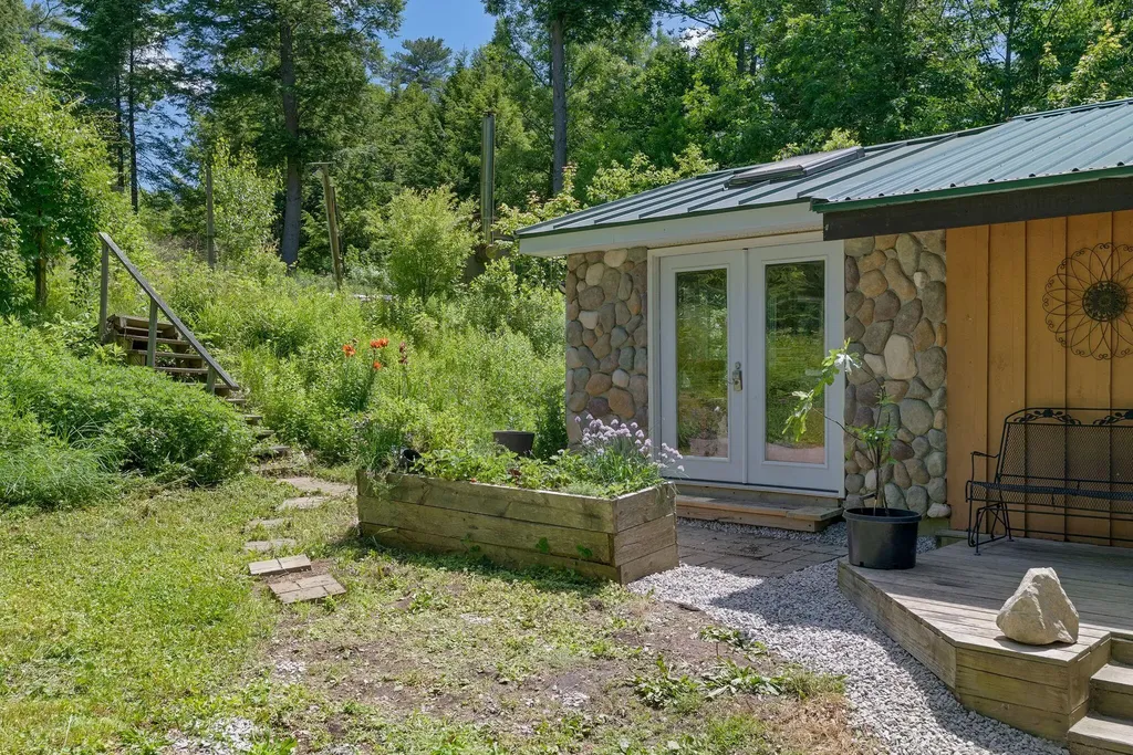 22 Montgomery Road Windham ME 04062