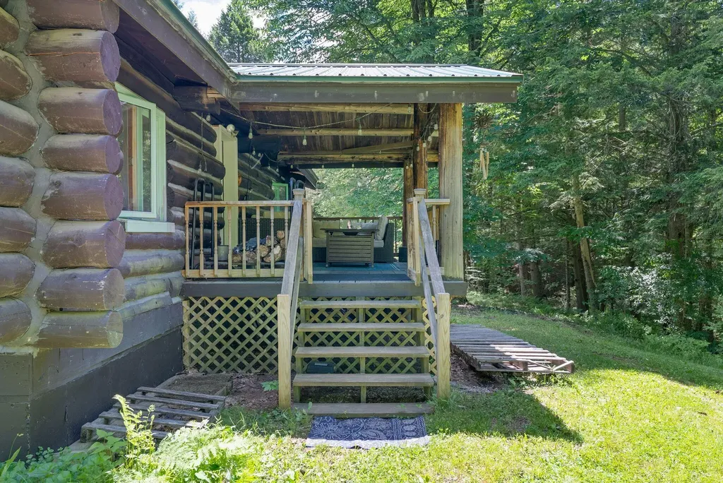 22 Montgomery Road Windham ME 04062
