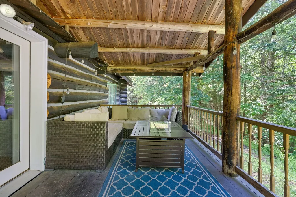 22 Montgomery Road Windham ME 04062