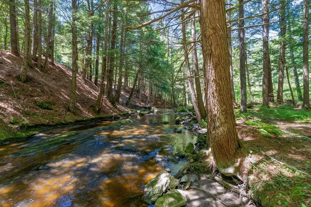 22 Montgomery Road Windham ME 04062