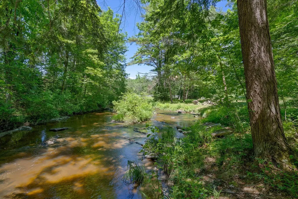 22 Montgomery Road Windham ME 04062