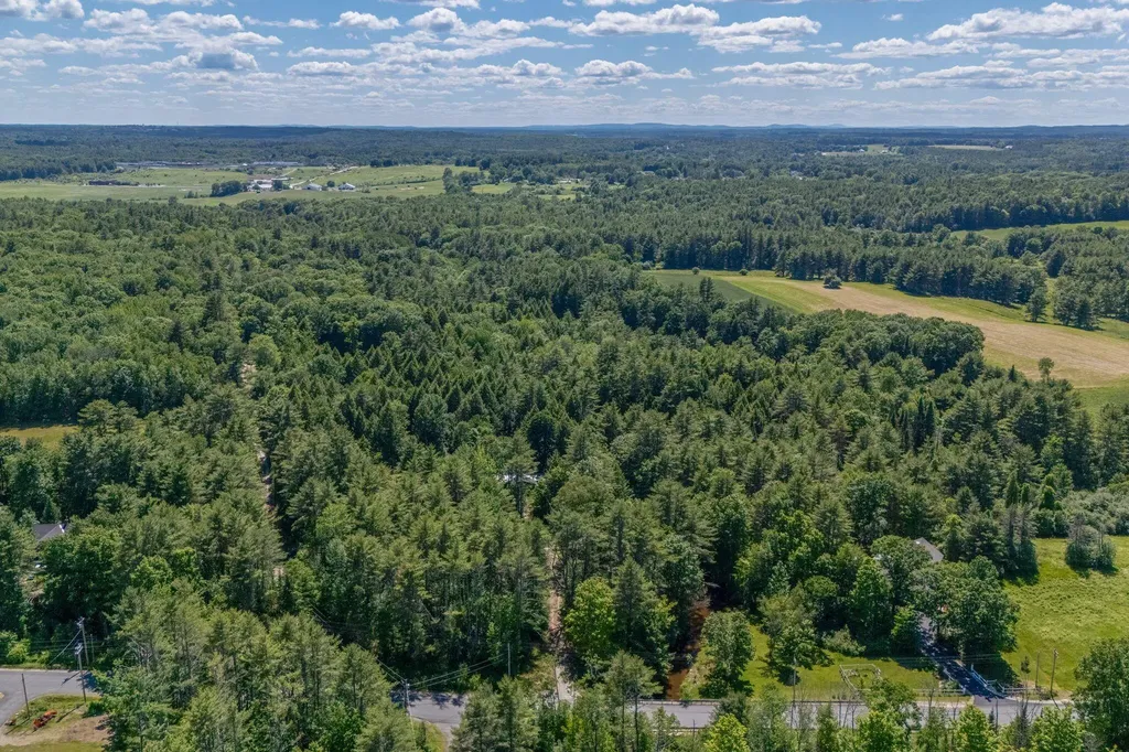 22 Montgomery Road Windham ME 04062