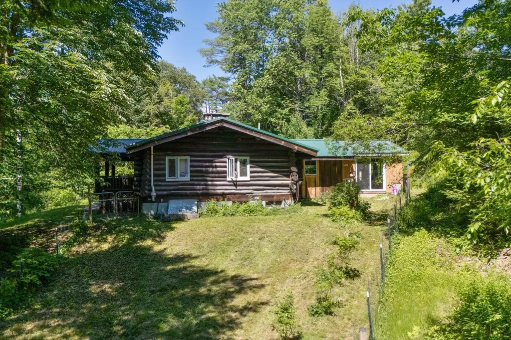 22 Montgomery Road Windham ME 04062