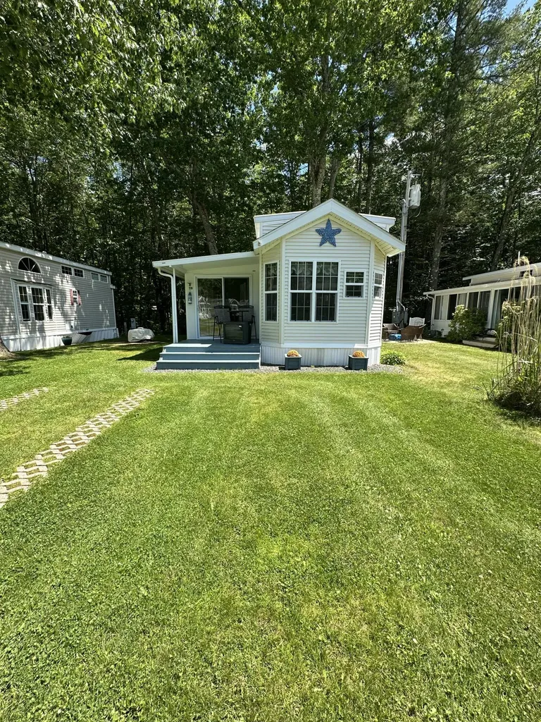 23 College Drive Wells ME 04090