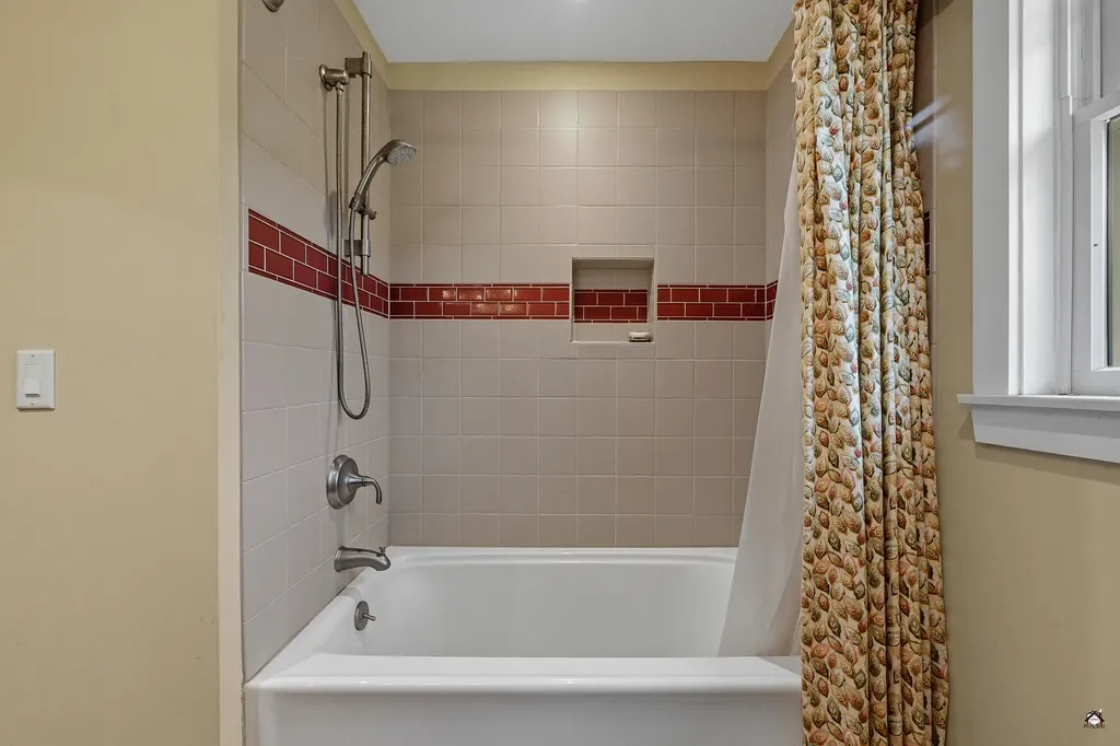 88 Six Rod Road Fairfield ME 04937