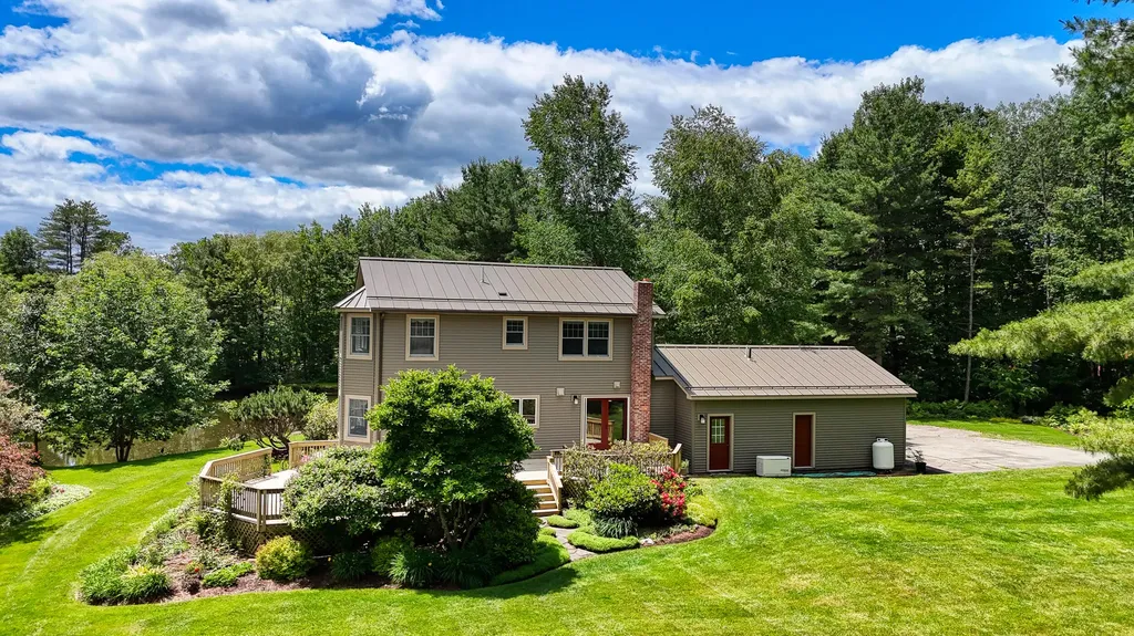 88 Six Rod Road Fairfield ME 04937