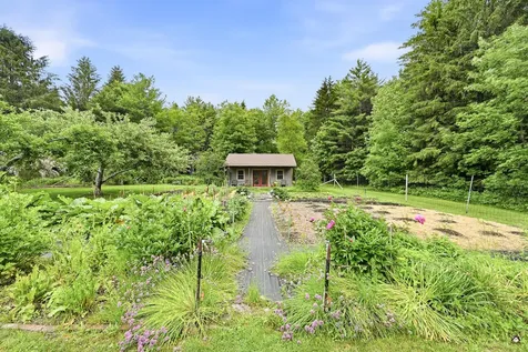 88 Six Rod Road Fairfield ME 04937