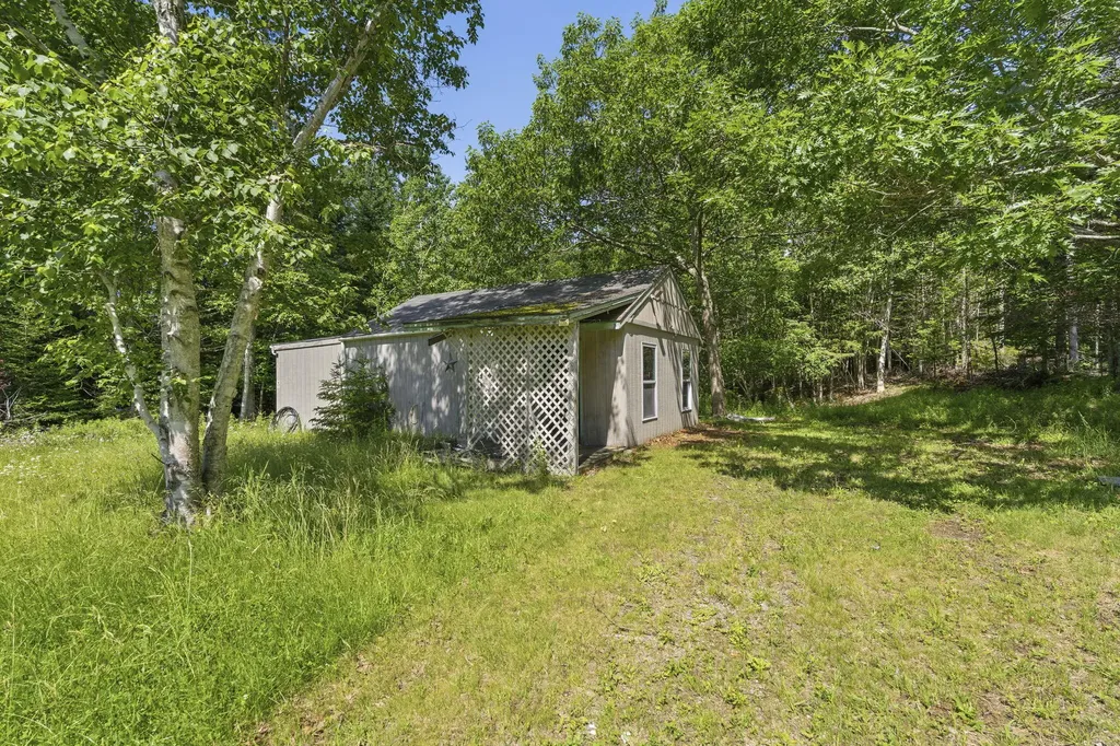 679 Oak Point Road Trenton ME 04605