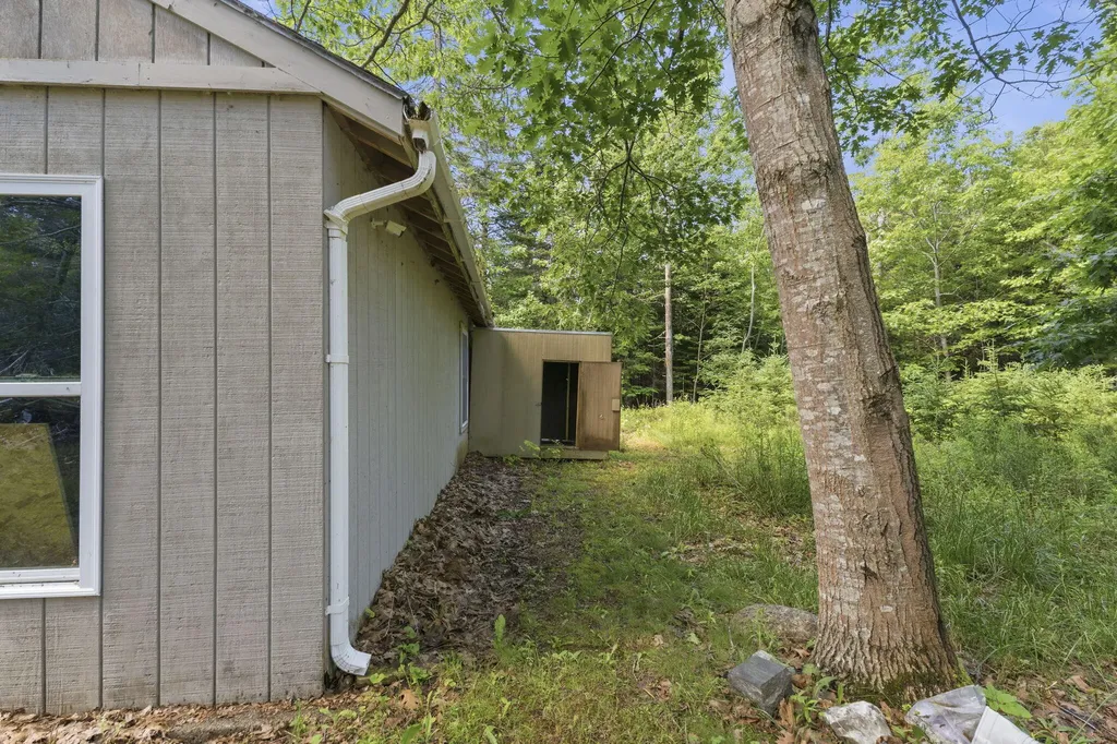679 Oak Point Road Trenton ME 04605