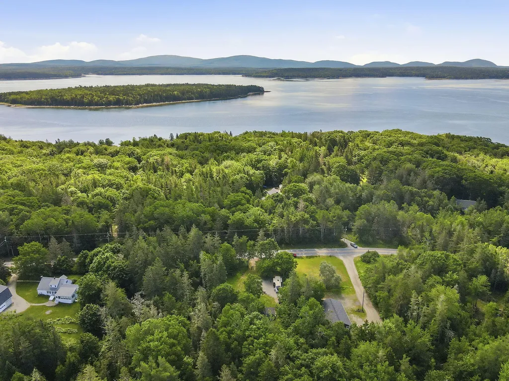 679 Oak Point Road Trenton ME 04605