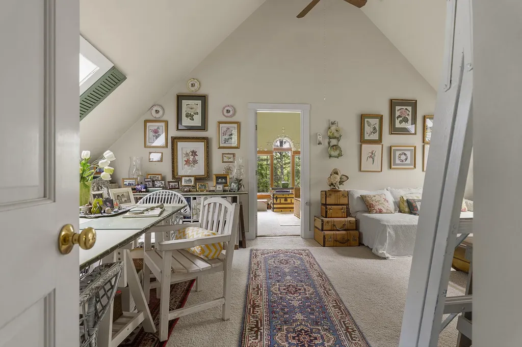 12 Birch Rock Lane Bristol ME 04539