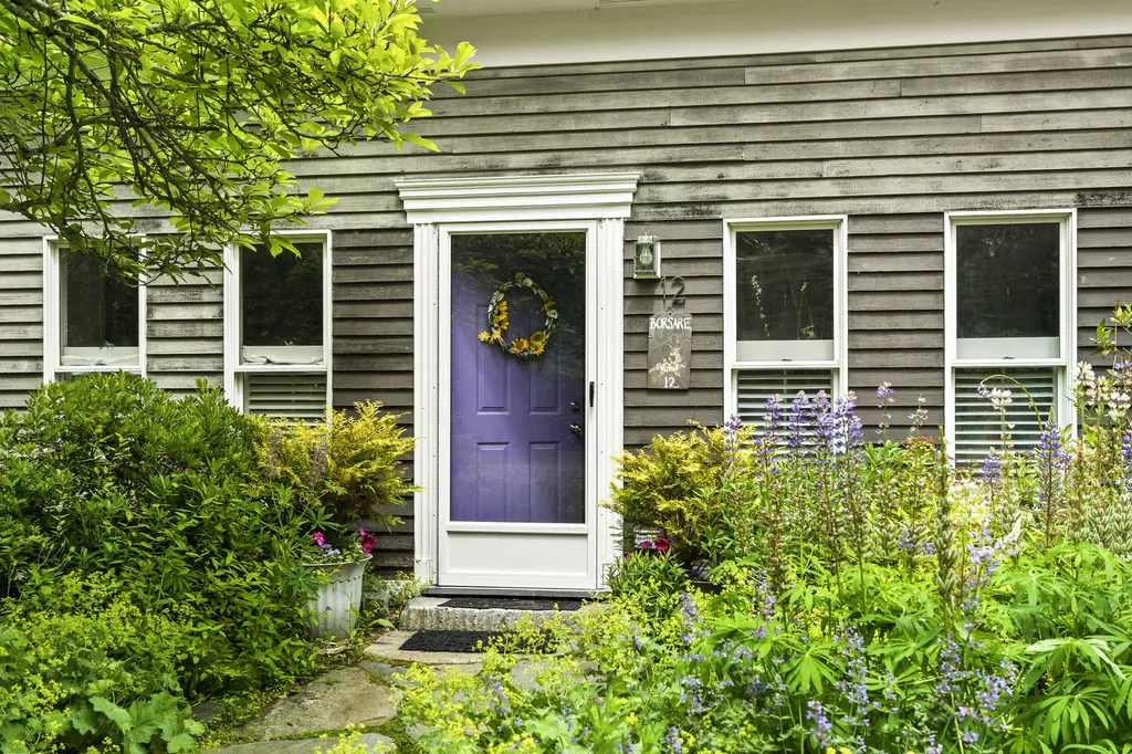 12 Birch Rock Lane Bristol ME 04539