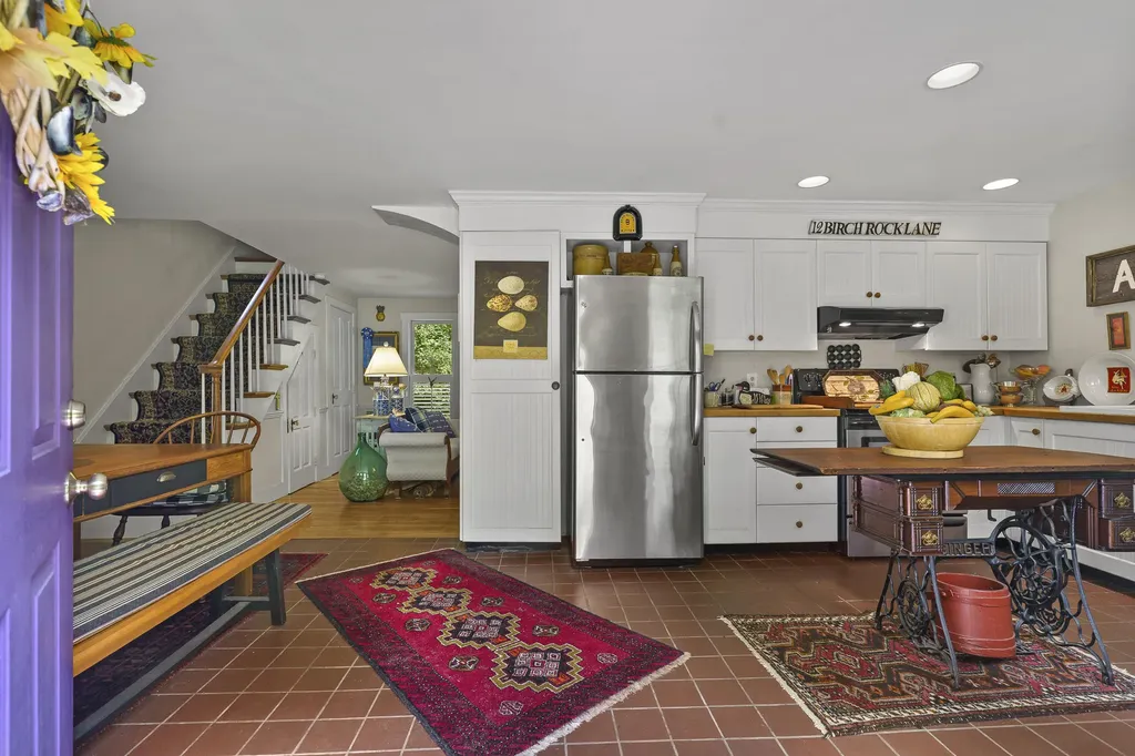 12 Birch Rock Lane Bristol ME 04539