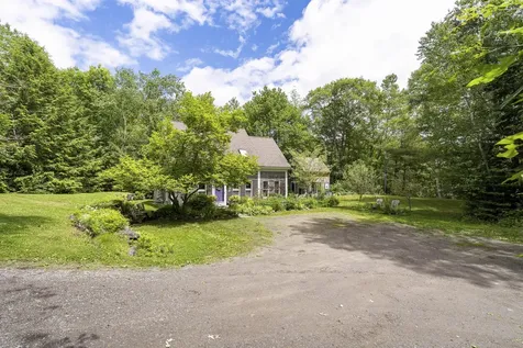12 Birch Rock Lane Bristol ME 04539