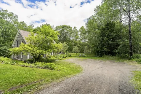 12 Birch Rock Lane Bristol ME 04539
