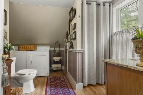 12 Birch Rock Lane Bristol ME 04539