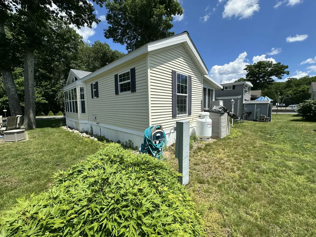 23 College Drive Wells ME 04090