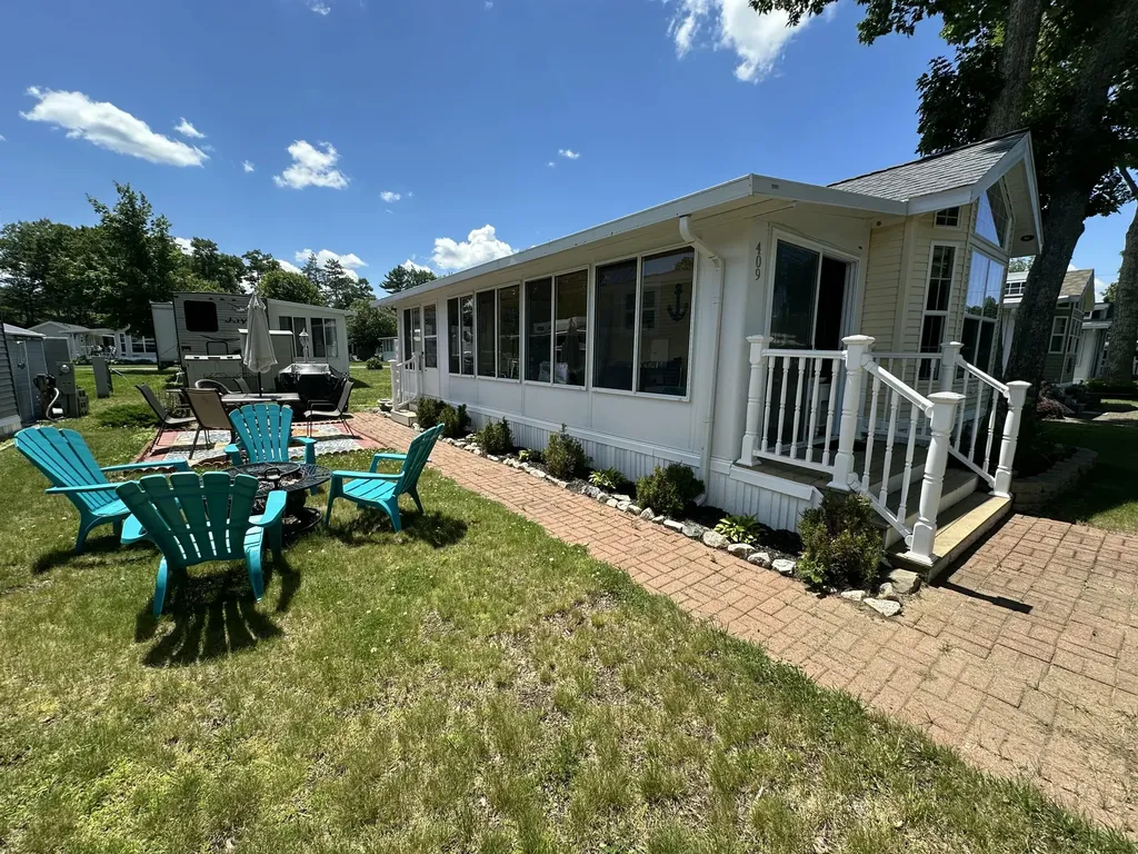 23 College Drive Wells ME 04090