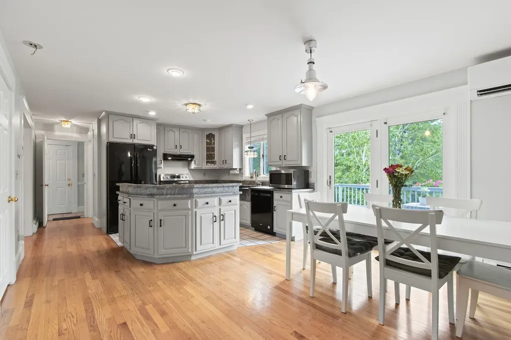 320 Falmouth Road Falmouth ME 04105