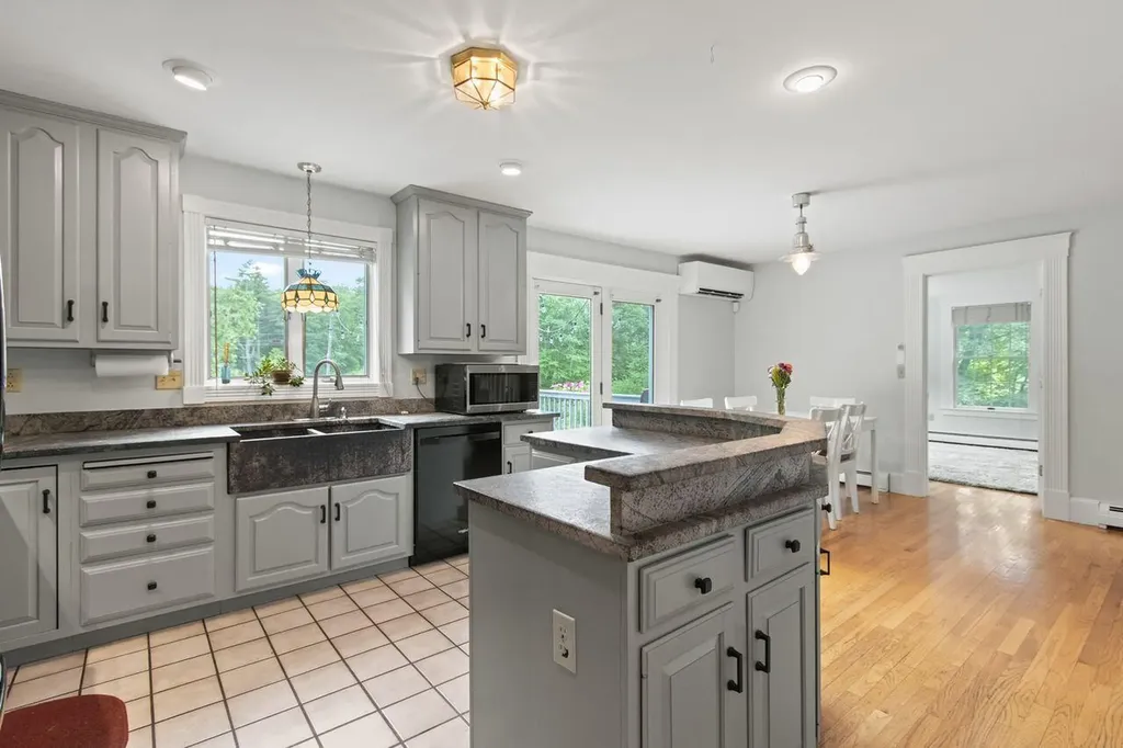 320 Falmouth Road Falmouth ME 04105