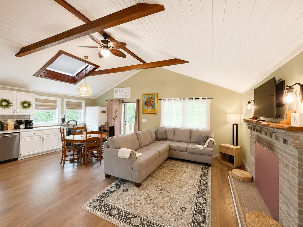 22 Hillside Road Waterboro ME 04061