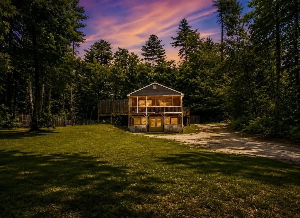 22 Hillside Road Waterboro ME 04061