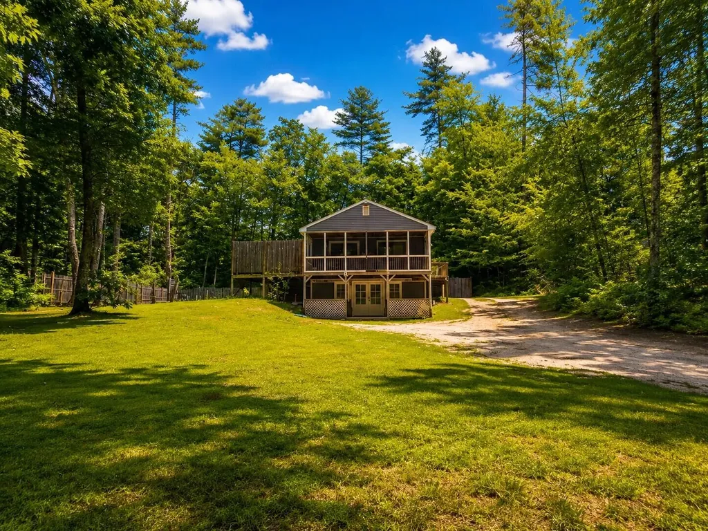 22 Hillside Road Waterboro ME 04061