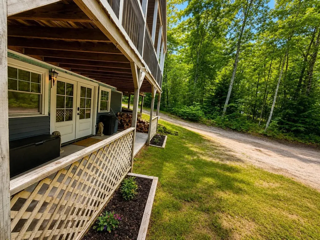 22 Hillside Road Waterboro ME 04061