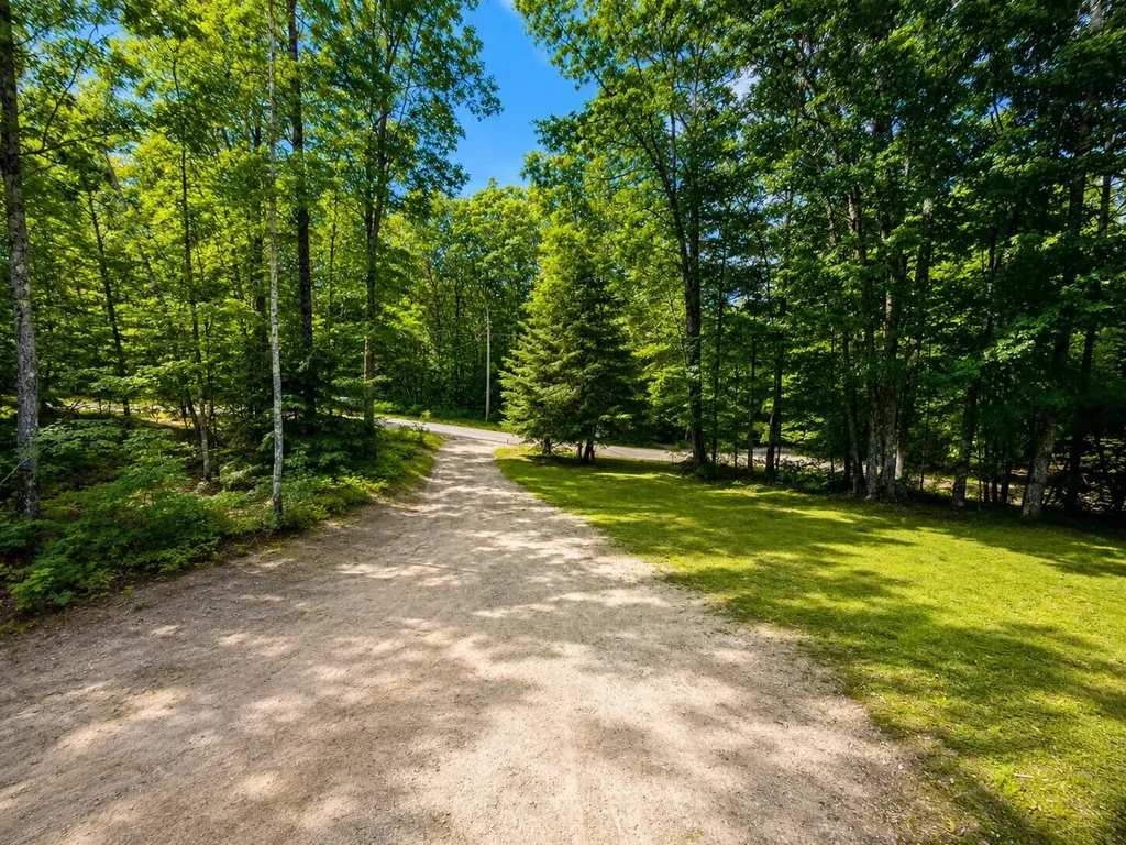 22 Hillside Road Waterboro ME 04061