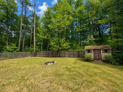 22 Hillside Road Waterboro ME 04061