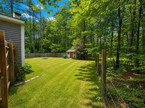 22 Hillside Road Waterboro ME 04061