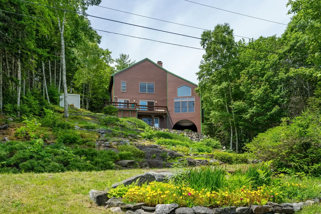 35 Kings Cove Road South Bristol ME 04568