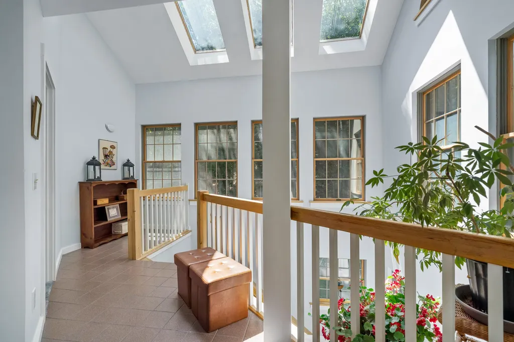 35 Kings Cove Road South Bristol ME 04568