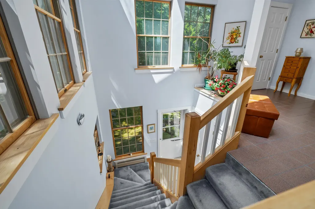 35 Kings Cove Road South Bristol ME 04568